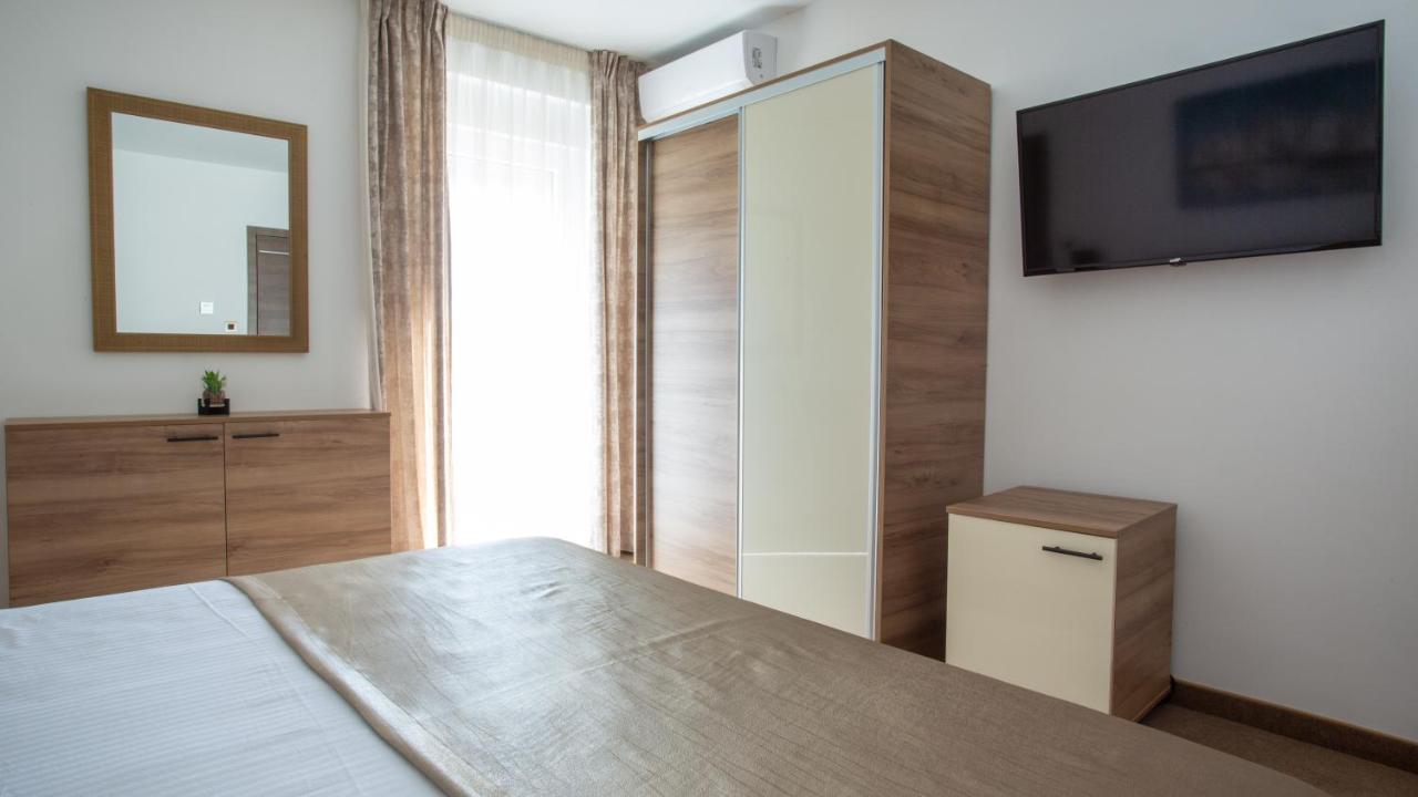 Rooms & Apartments Toni Stobrec Luaran gambar