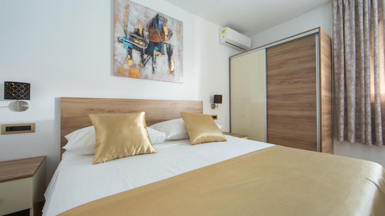Rooms & Apartments Toni Stobrec Luaran gambar