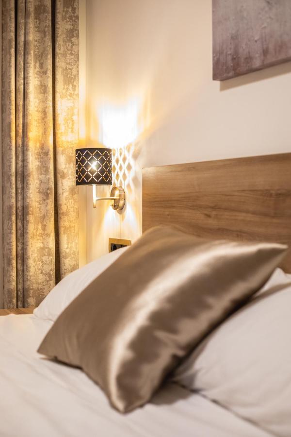 Rooms & Apartments Toni Stobrec Luaran gambar